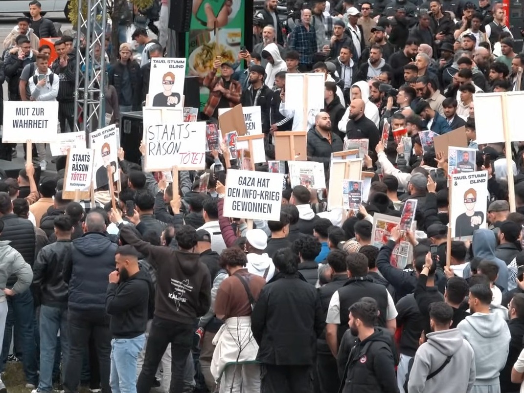 Demonstracja zorganizowana przez Muslim Interaktiv