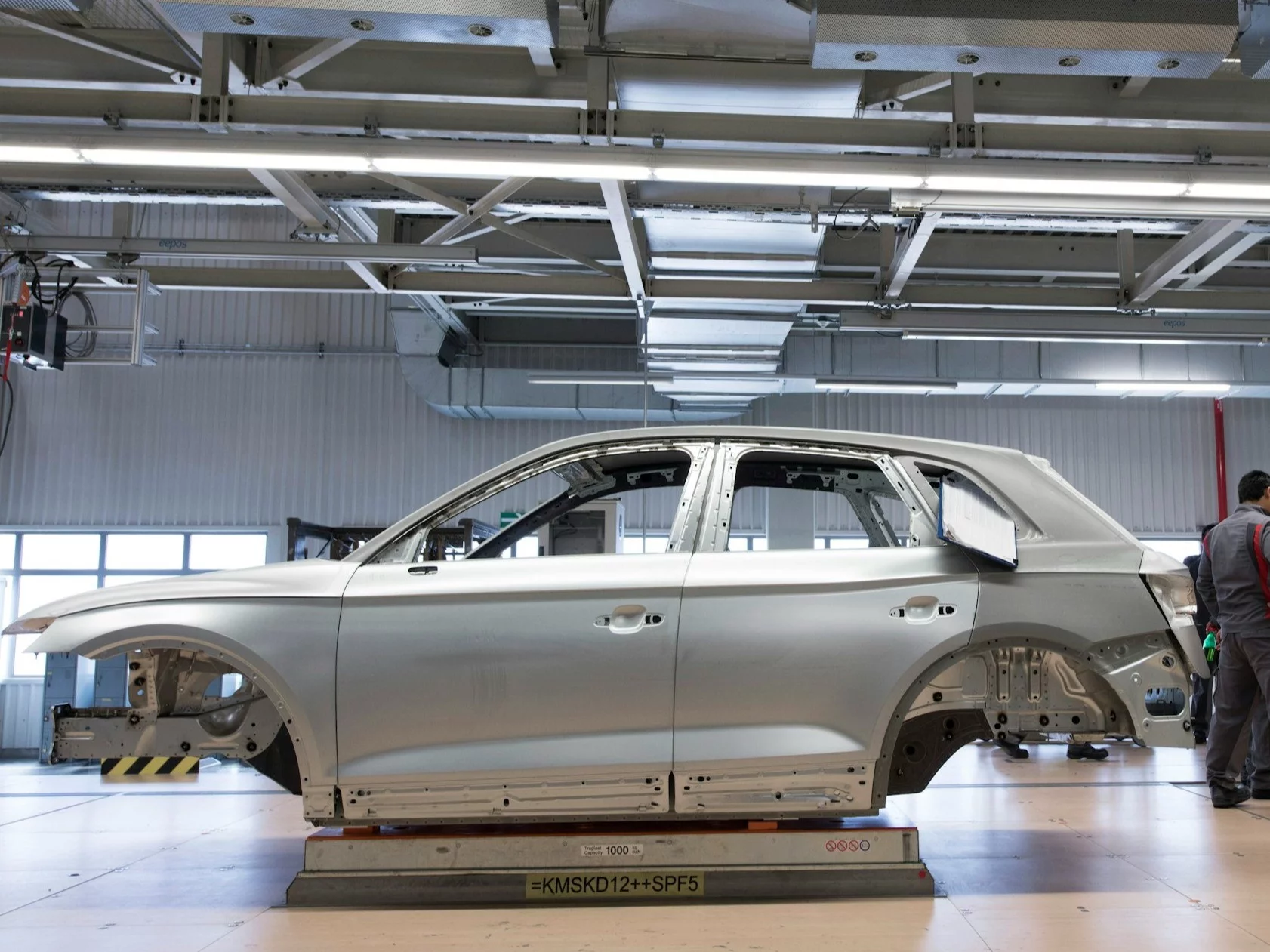 Fabryka samochodów, zdjęćie ilustracyjne