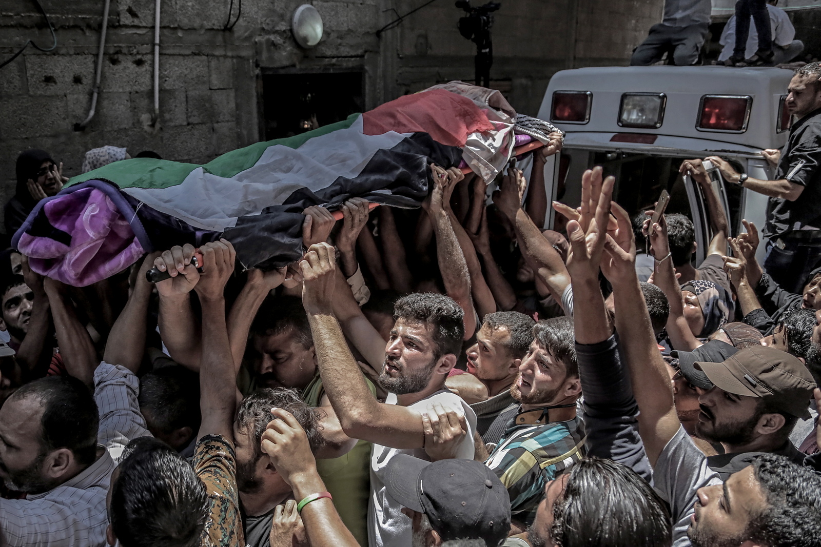 Pogrzeb 21-letniej pielęgniarki zastrzelonej przez izraelskiego snajpera