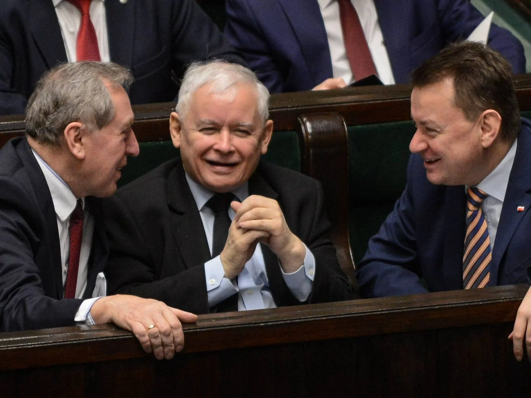 Prezes PiS Jarosław Kaczyński (C), Henryk Kowalczyk (L) i Mariusz Błaszczak (P)