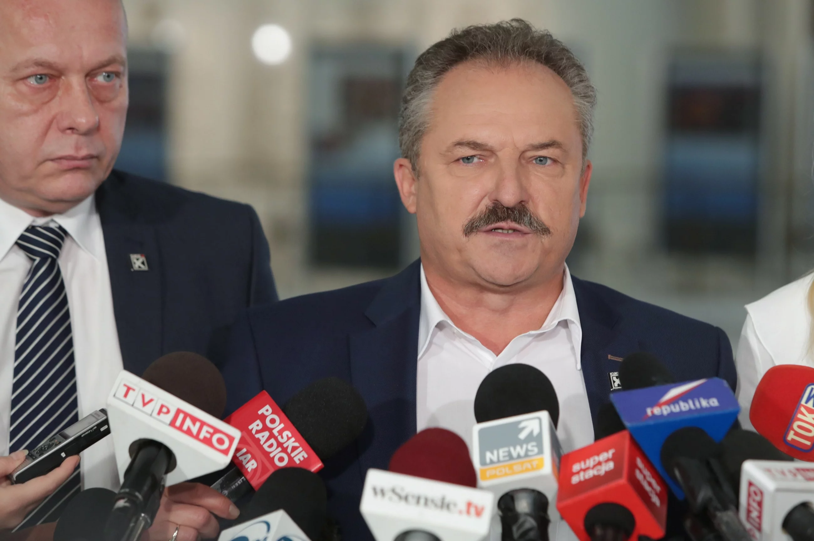 Posłowie Kukiz'15: Jarosław Porwich oraz Marek Jakubiak