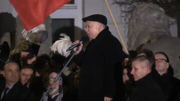 Jarosław Kaczyński podczas apelu smoleńskiego / 10.02.2017