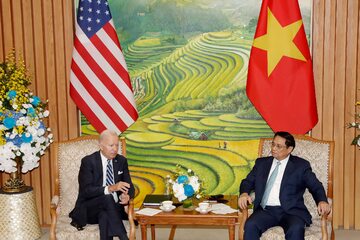 Joe Biden i Pham Minh Chinh