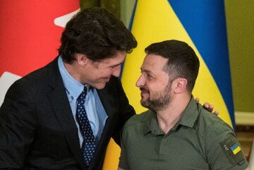 Justin Trudeau oraz Wołodymyr Zełenski