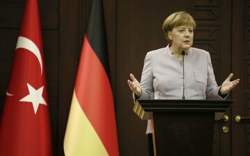 Kanclerz Niemiec Angela Merkel, podczas spotkania z premierem Turcji  Binali Yildirim