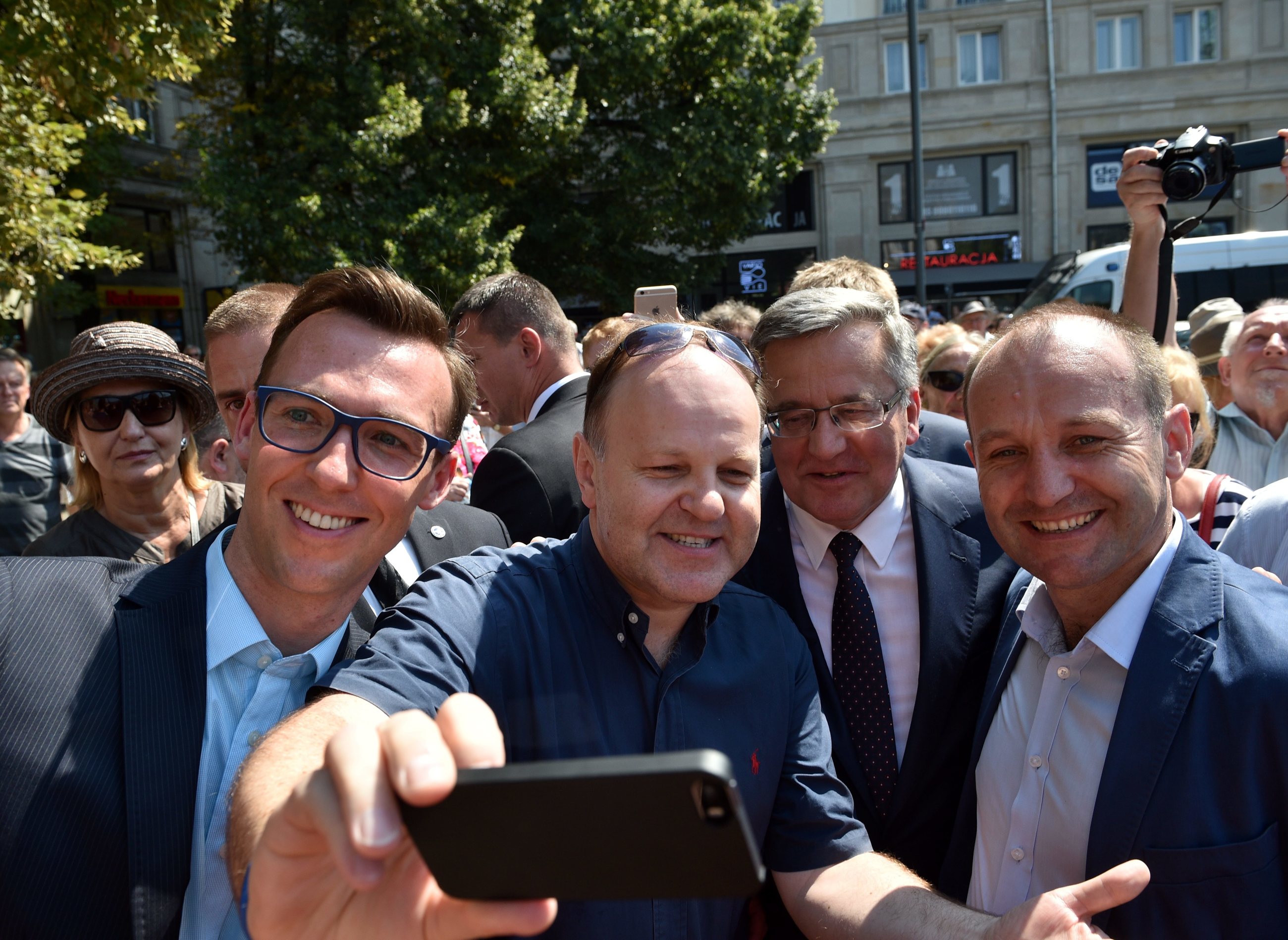 Ks. Kazimierz Sowa i b. prezydent Bronisław Komorowski