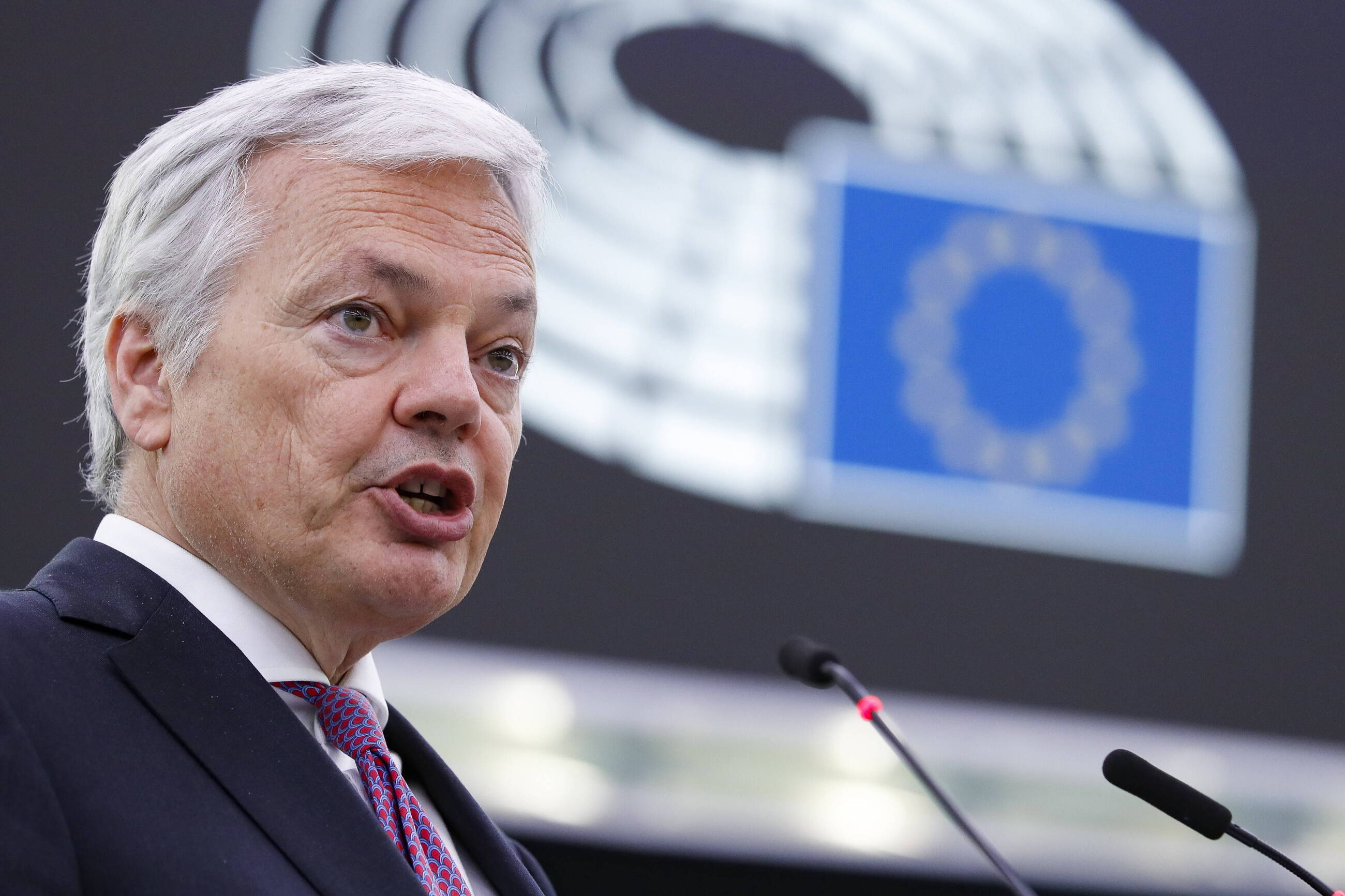 Komisarz UE ds. sprawiedliwości i konsumentów Didier Reynders w Parlamencie Europejskim.