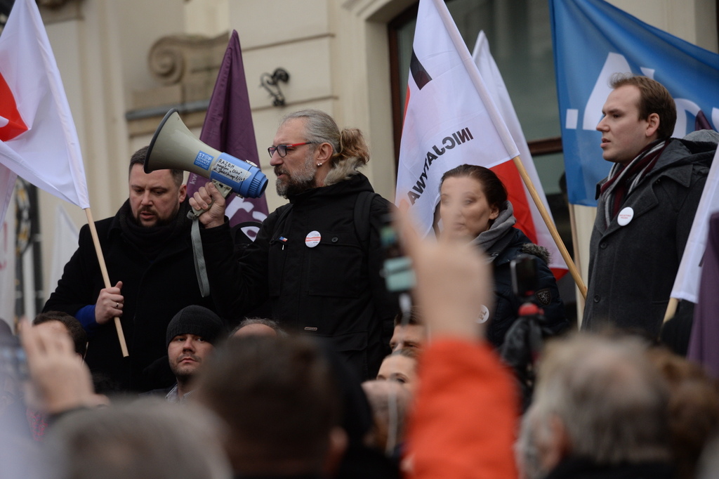 Protest przed Pałacem Prezydenckim