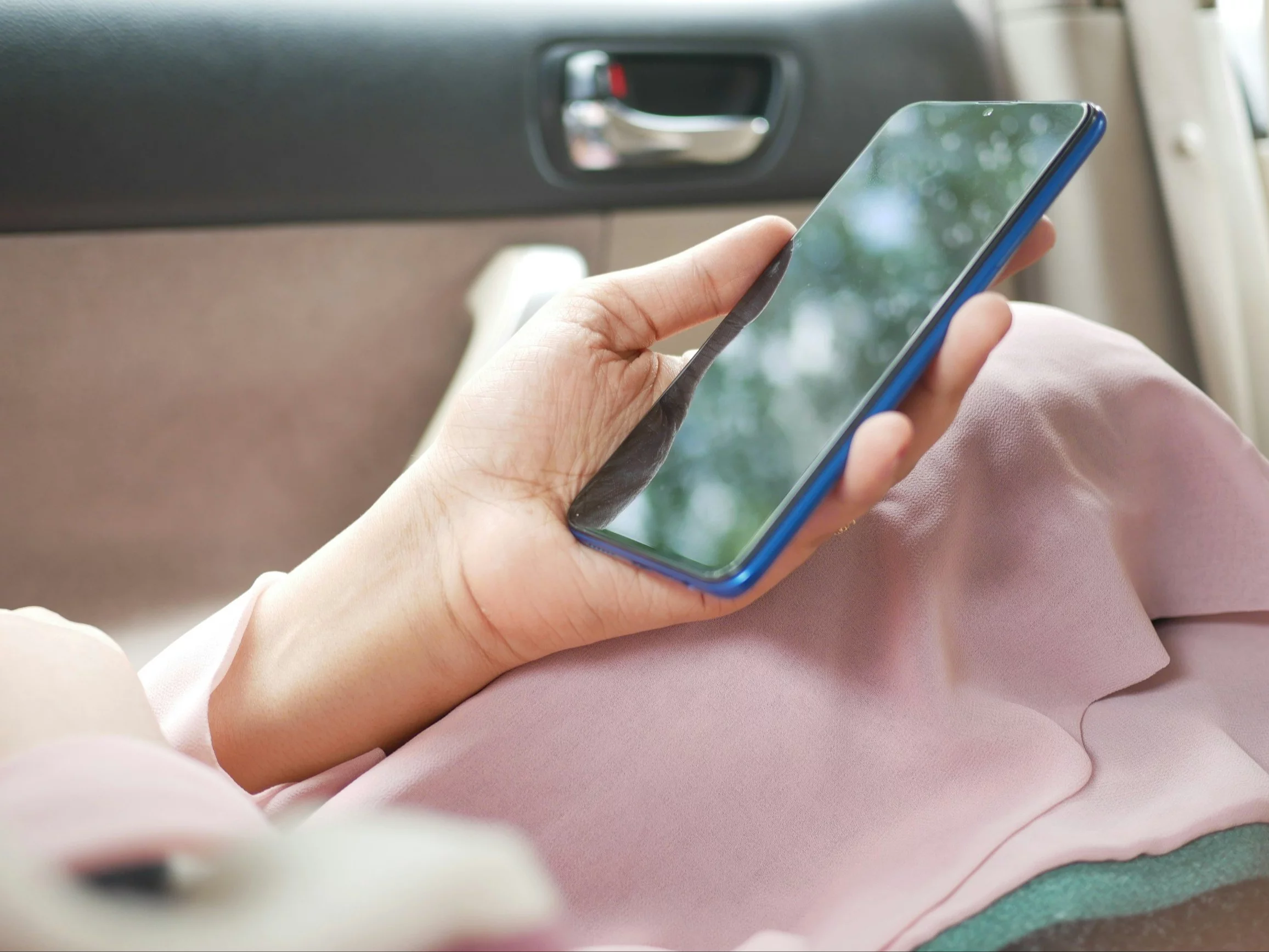 Smartfon, zdjęcie ilustracyjne