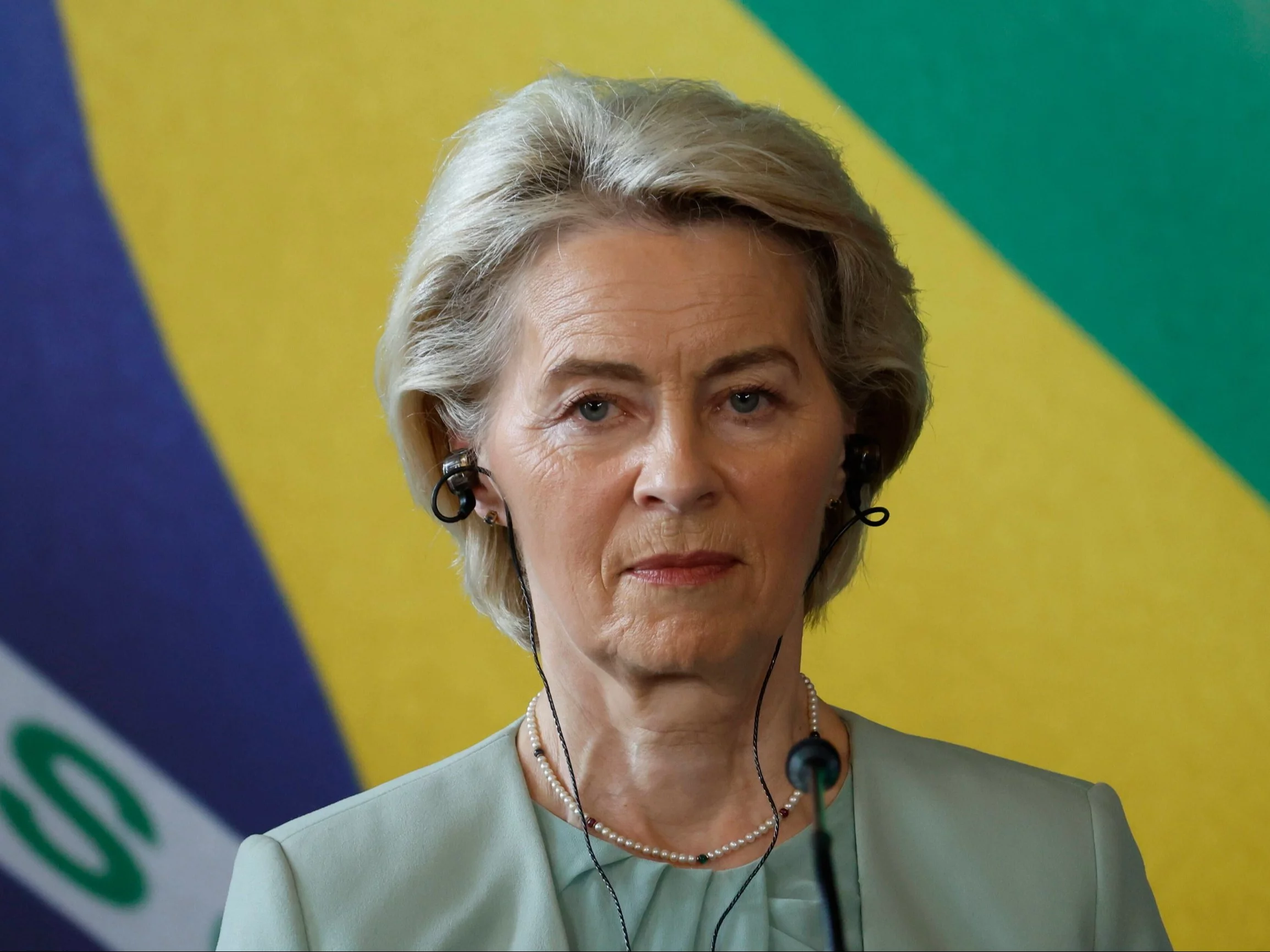 Ci europosłowie z Polski zagłosowali przeciw dymisji von der Leyen