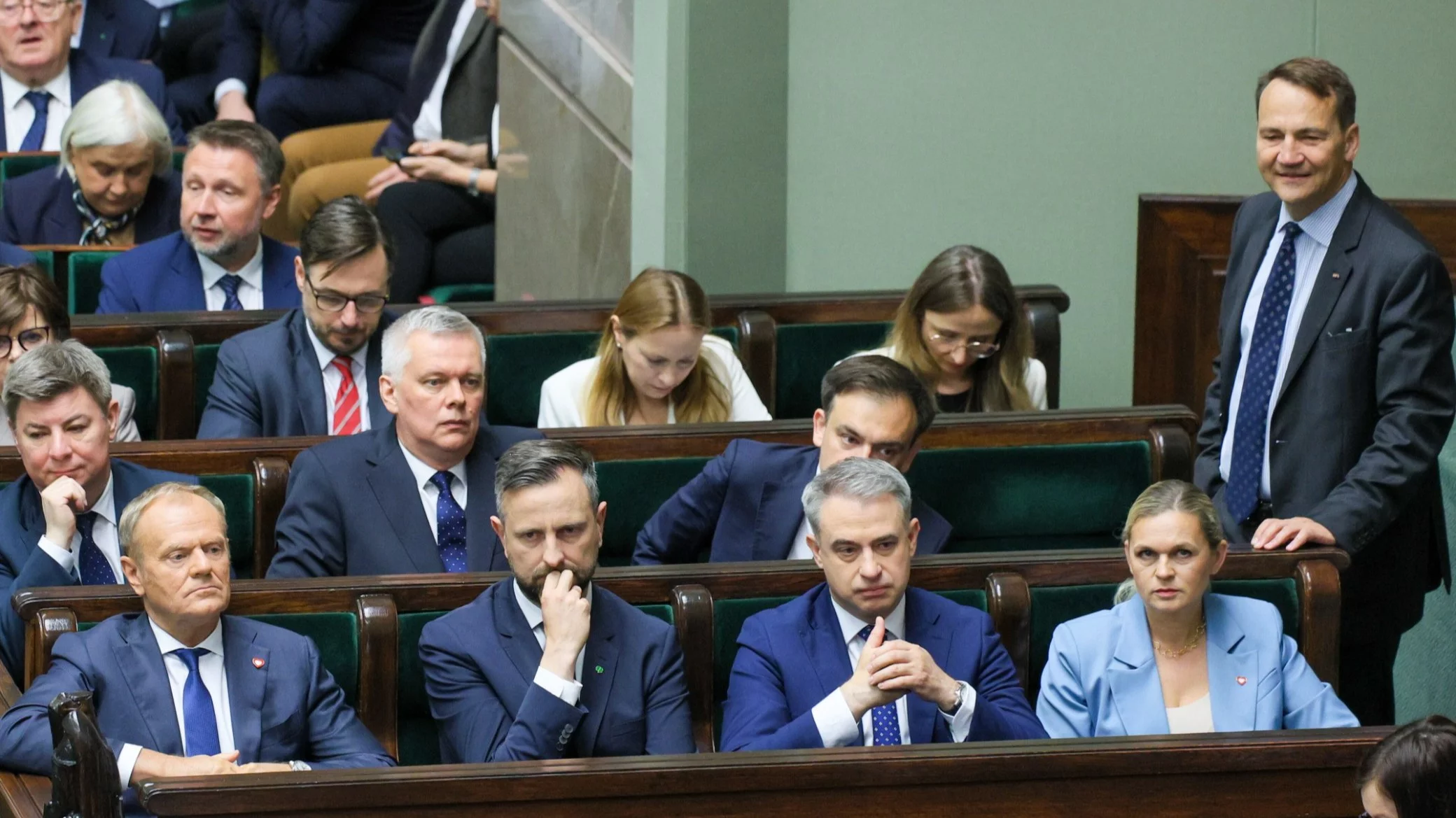 Koalicja Obywatelska liderem, ale traci władzę