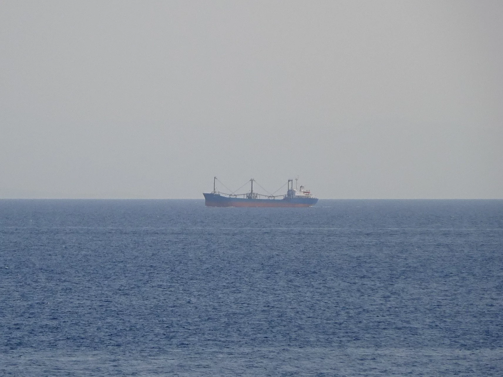 Statek Bella na Morzu Śródziemnym