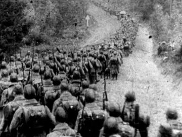 Kolumny piechoty sowieckiej wkraczające do Polski, 17 września 1939 rok