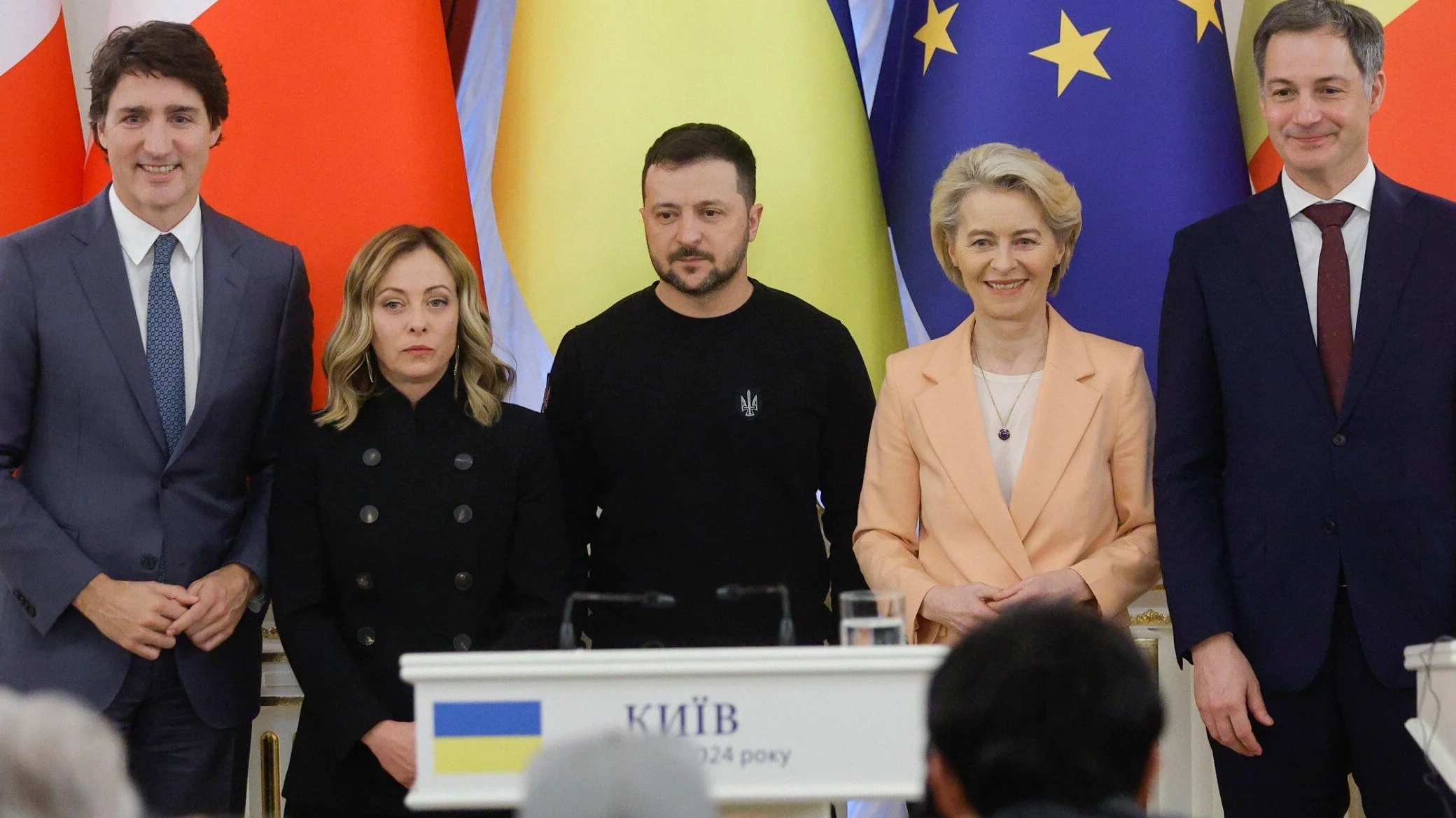 Premier Kanady Justin Trudeau, premier Włoch Giorgia Meloni, prezydent Ukrainy Wołodymyr Zełenski, przewodnicząca Komisji Europejskiej Ursula von der Leyen i premier Belgii Alexander De Croo