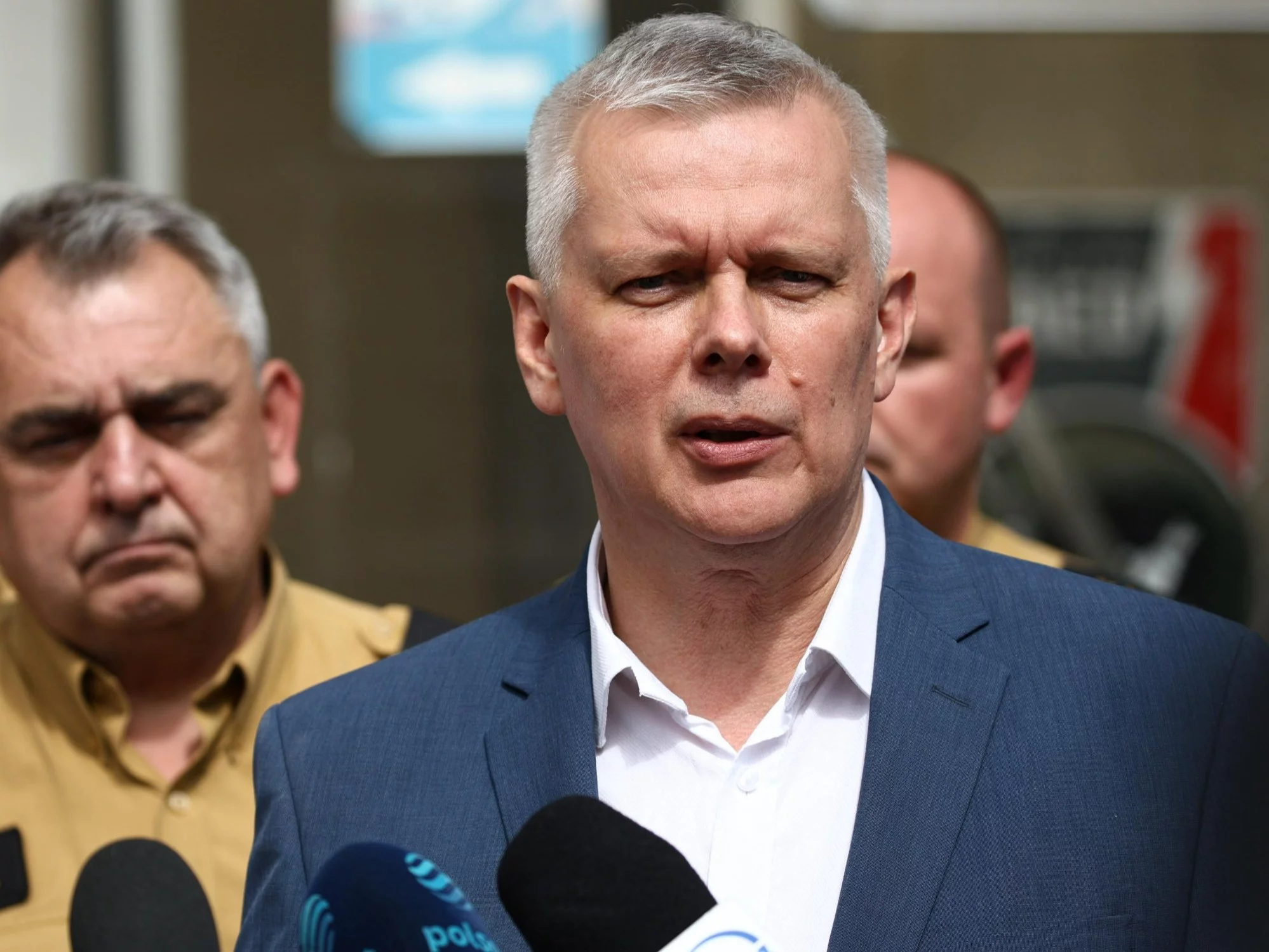 Wpadają nielegalni migranci i… przestępcy. Siemoniak: To skutki uboczne