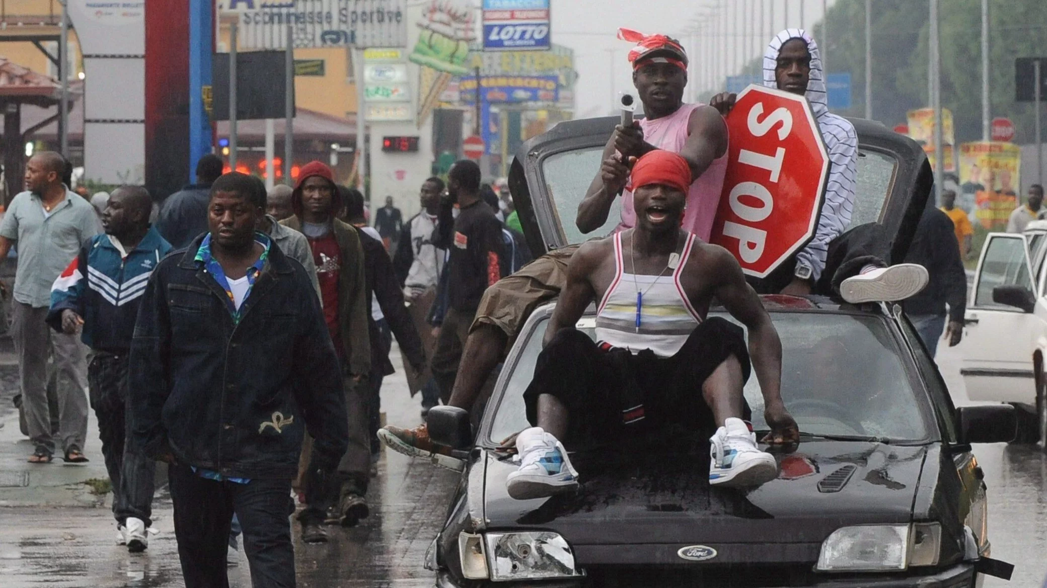Kopczyński: Kto nam to robi?