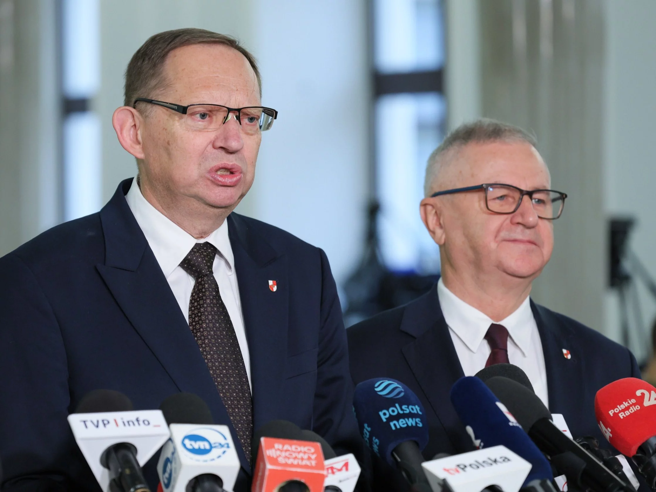 Korona pisze do MSZ Rosji i Polski. Wzywa do dialogu i zaniechania eskalacji