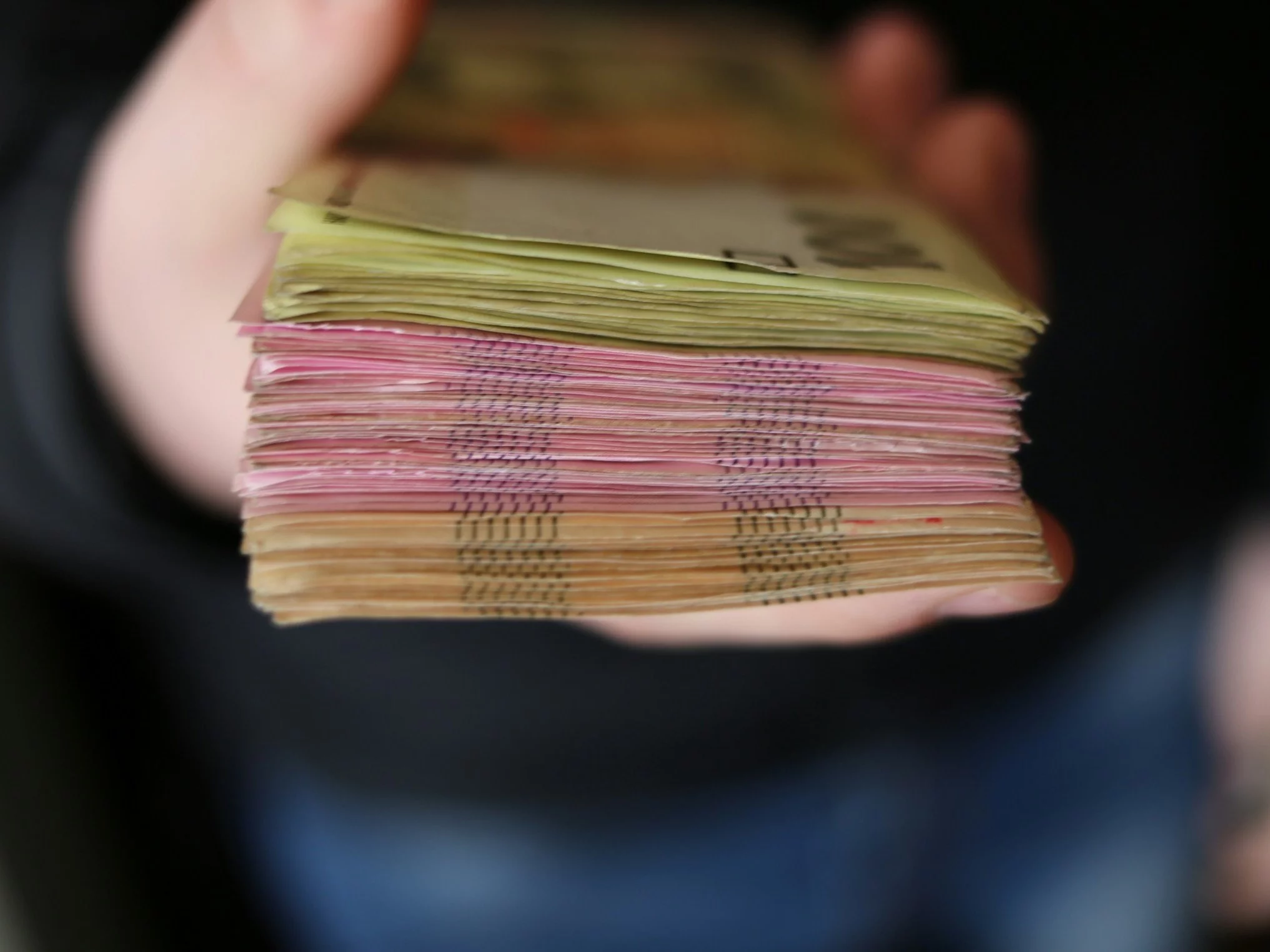 Banknoty hrywny - zdjęcie ilustracyjne