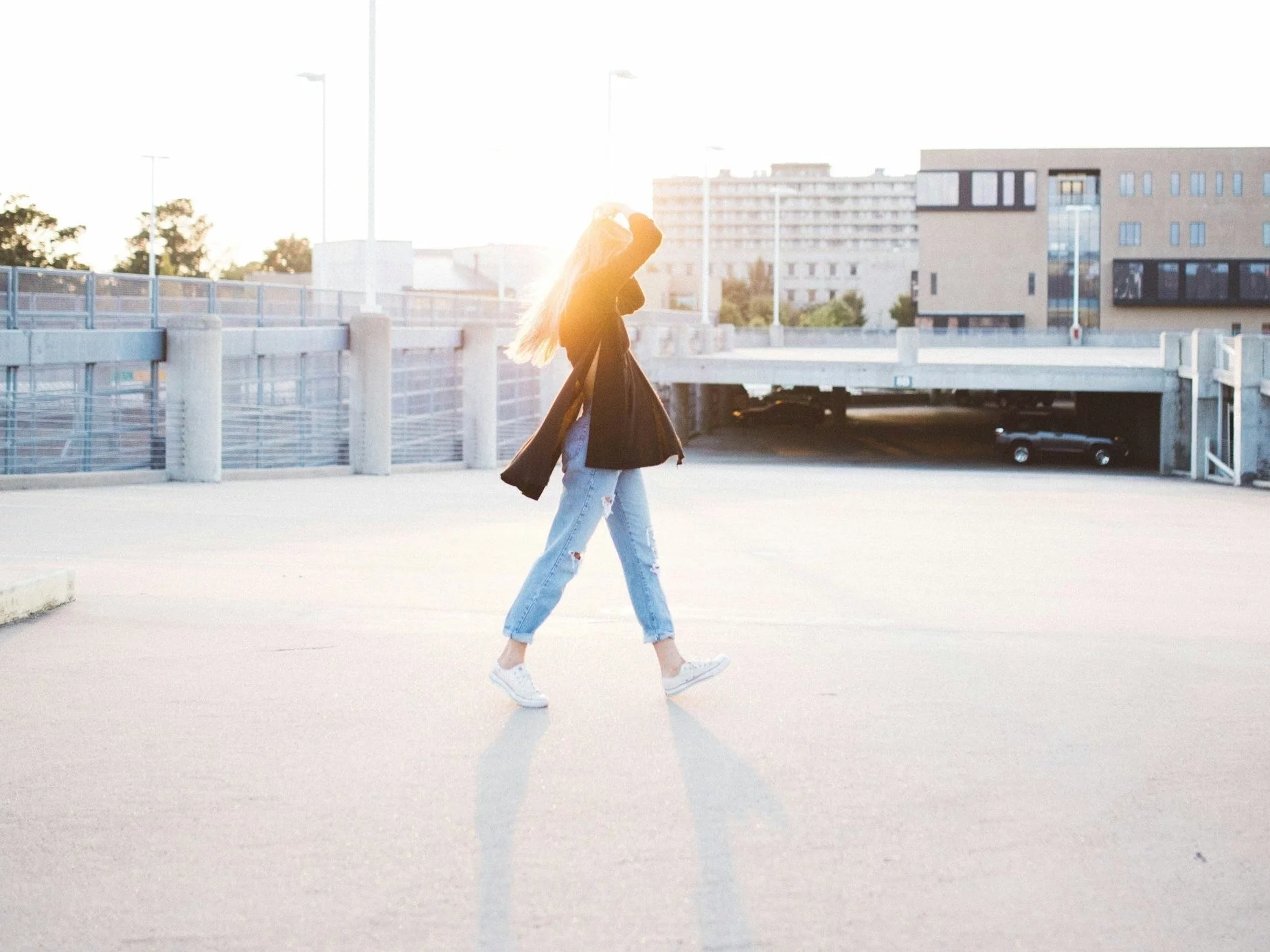 Spacerująca kobieta