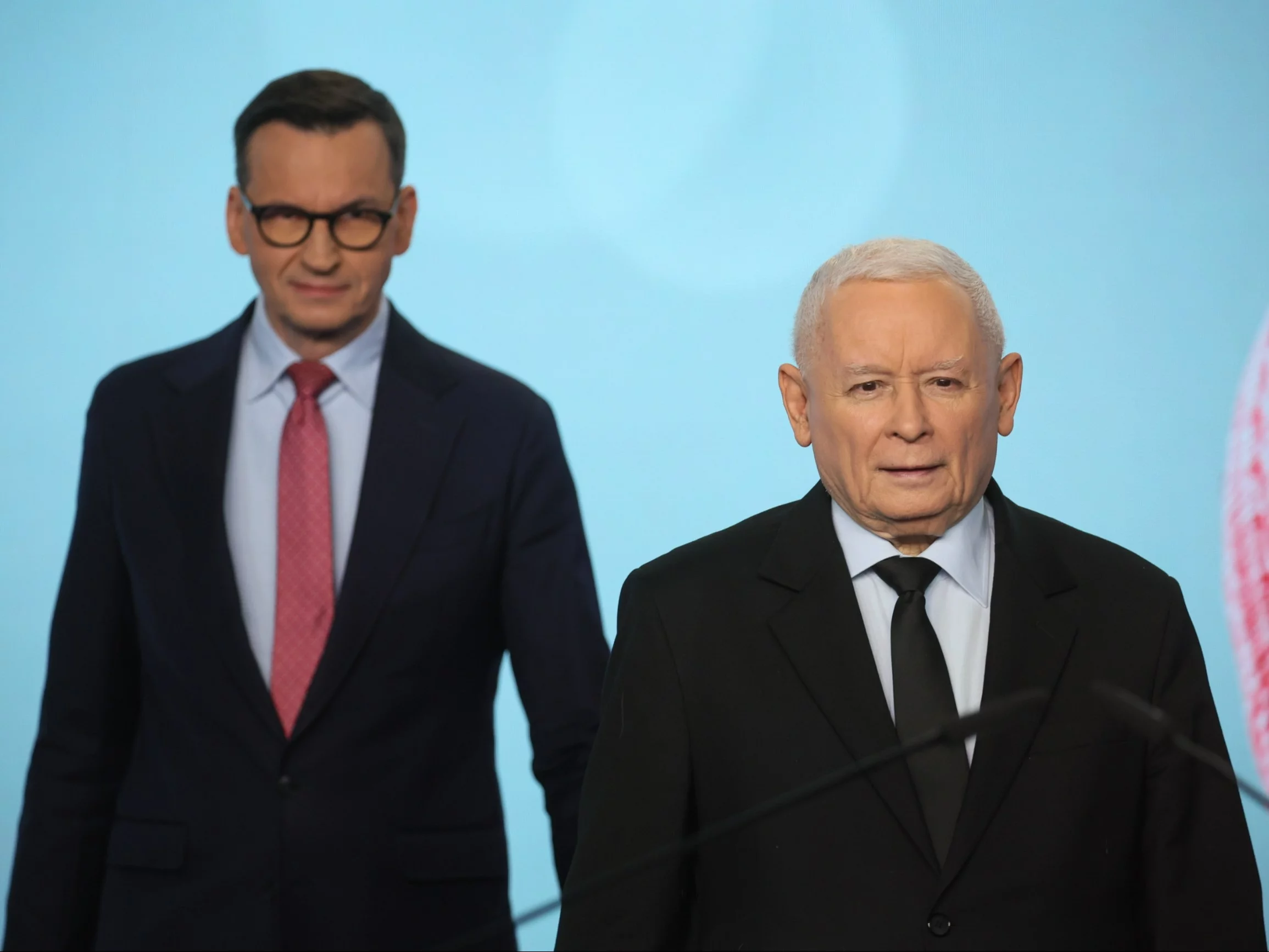 Jarosław Kaczyński (P) i Mateusz Morawiecki (L)