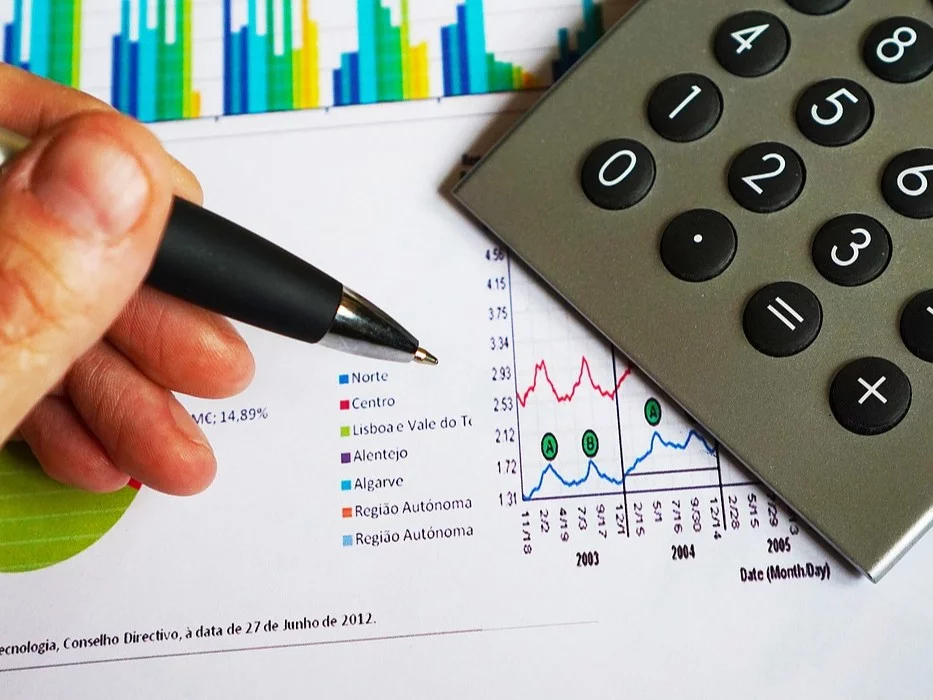 Ile zarobiły banki?