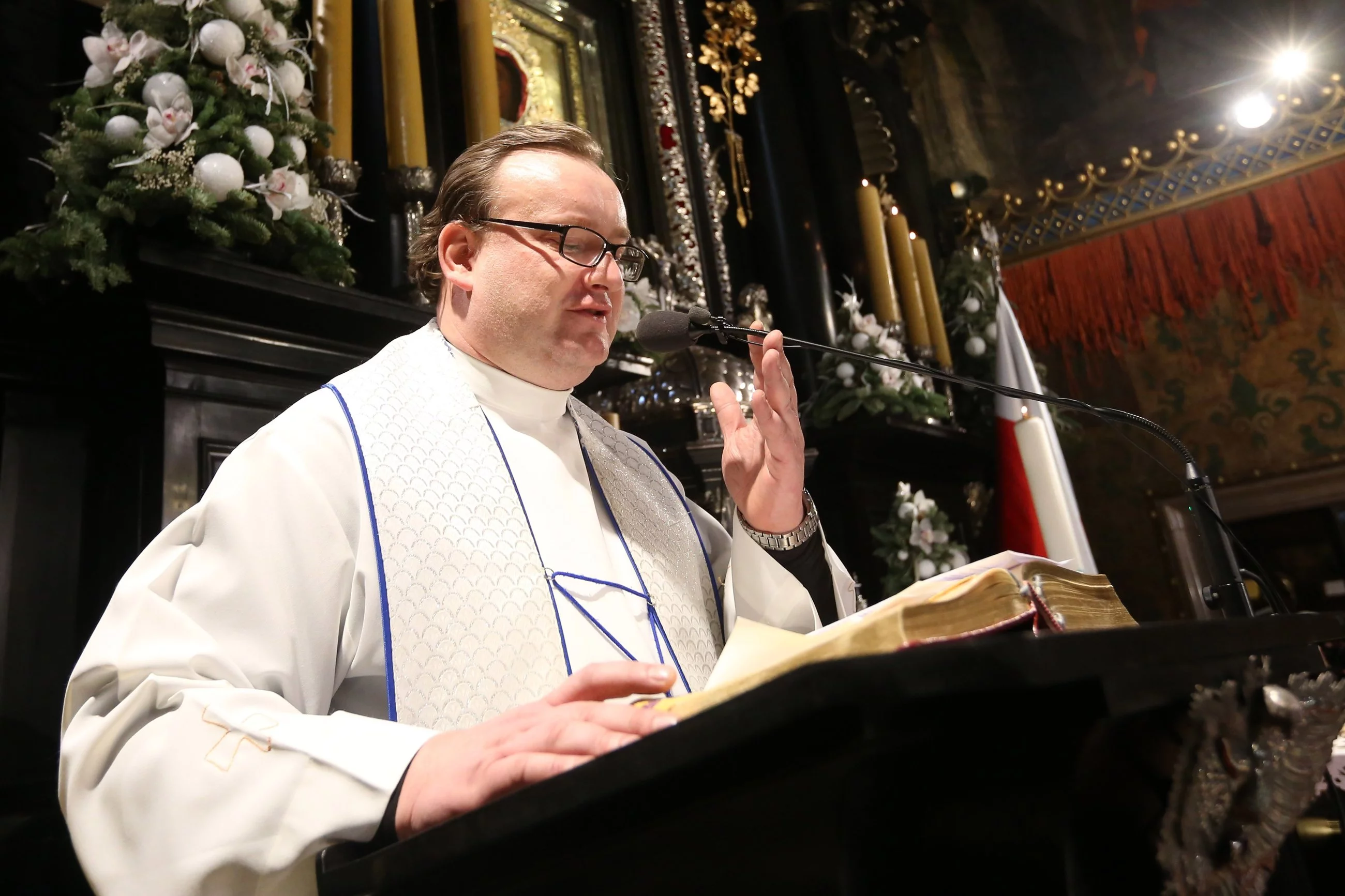 Duszpasterz kibiców kapelanem prezydenta Nawrockiego. "Zaszczyt, duma"