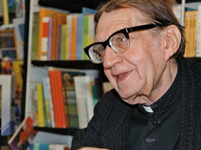 Ksiądz Jan Twardowski. "Przyszedł mnie nawracać"
