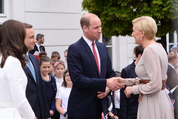 Księżna Catherine (L) i książę William (2P) oraz prezydent Andrzej Duda (2L) z małżonką Agatą Kornhauser-Dudą (P)