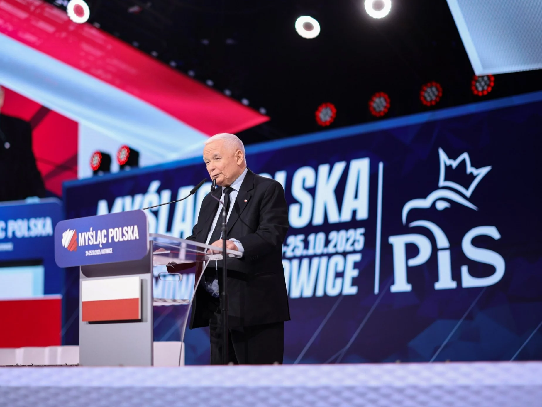 Kto tu kogo kopiuje? PiS – lewicę, czy lewica – PiS?