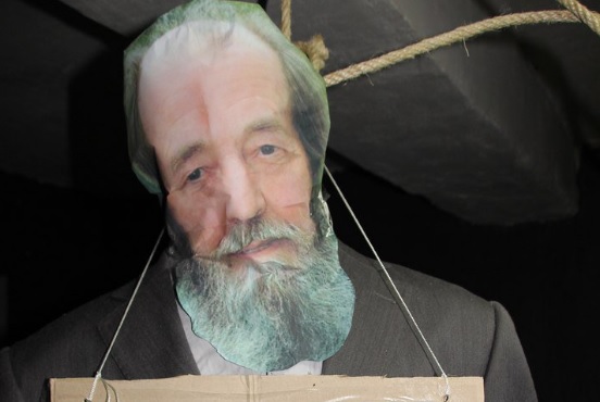 Kukła Aleksandra Sołżenicyna