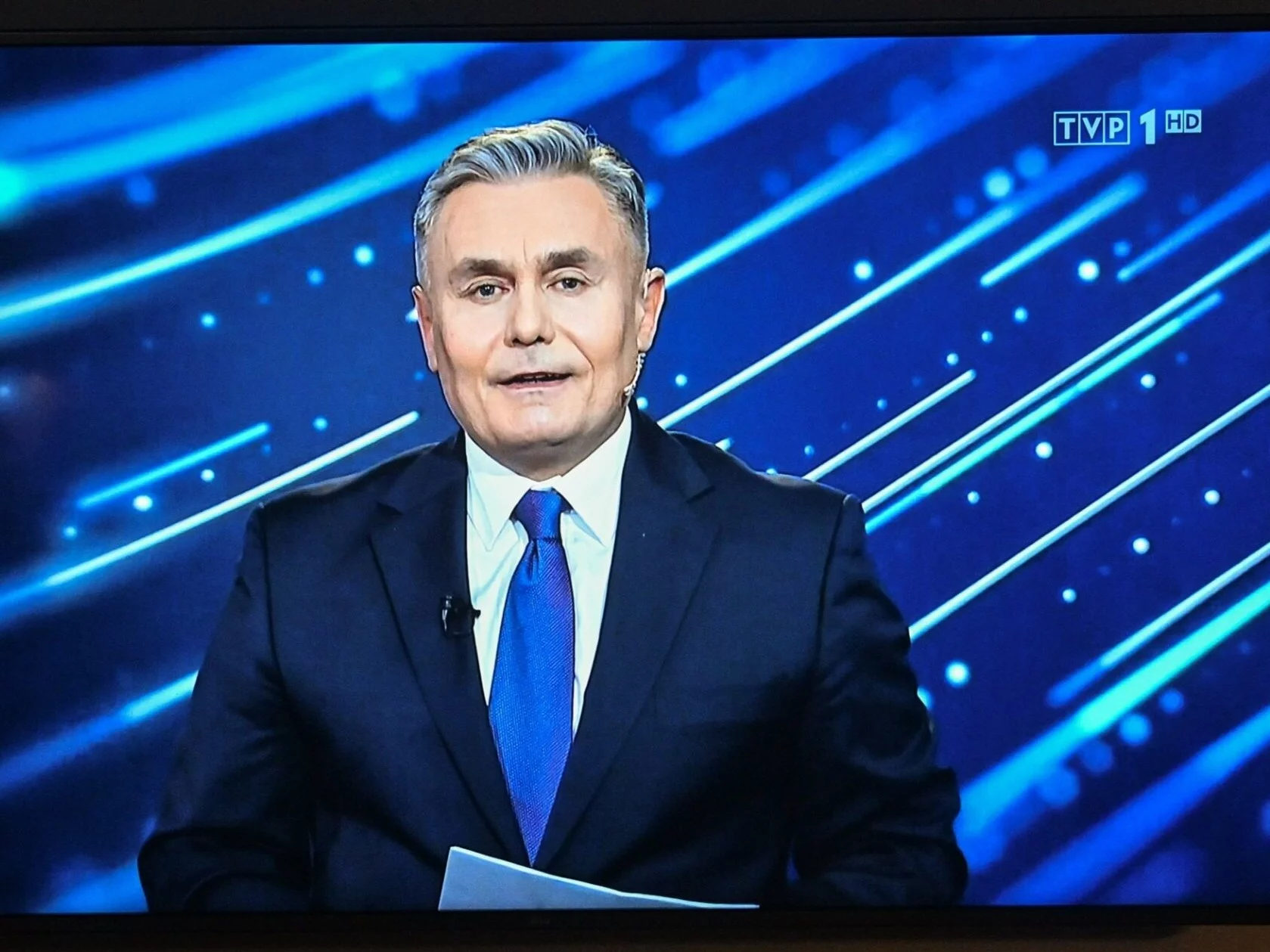 Marek Czyż, prowadzący program "19:30" w TVP1