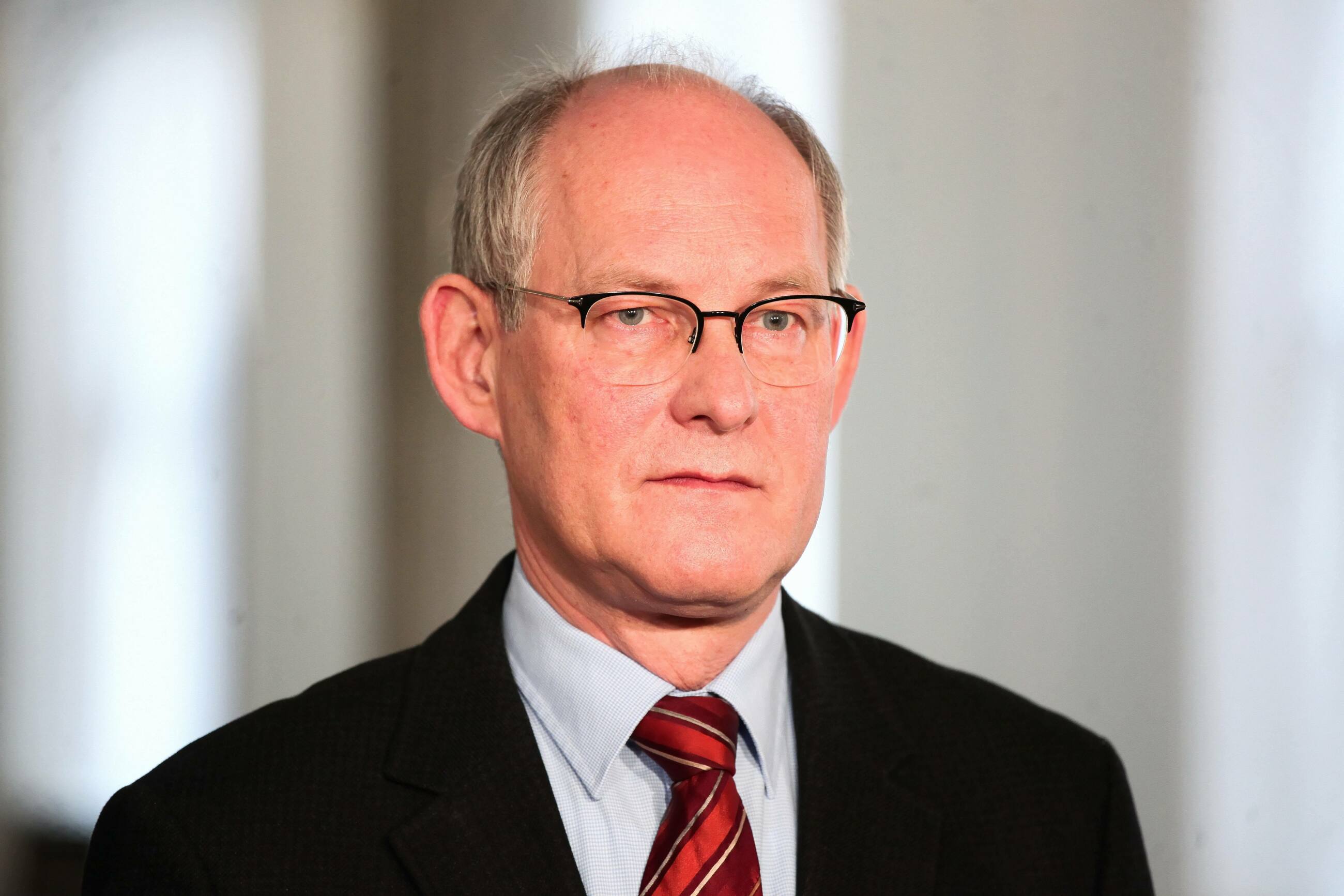 Poseł SLD Robert Kwiatkowski podczas konferencji prasowej w Sejmie