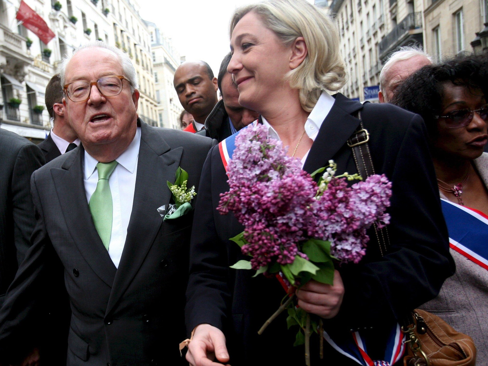 Jean Marie Le Pen (L) i Marine Le Pen (R)