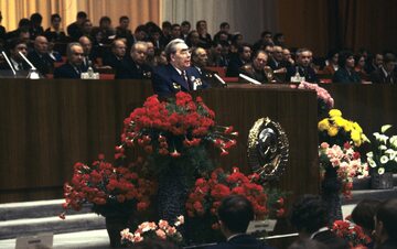 Leonid Breżniew przemawia na 18. Kongresie Komsomołu, 1978 r.