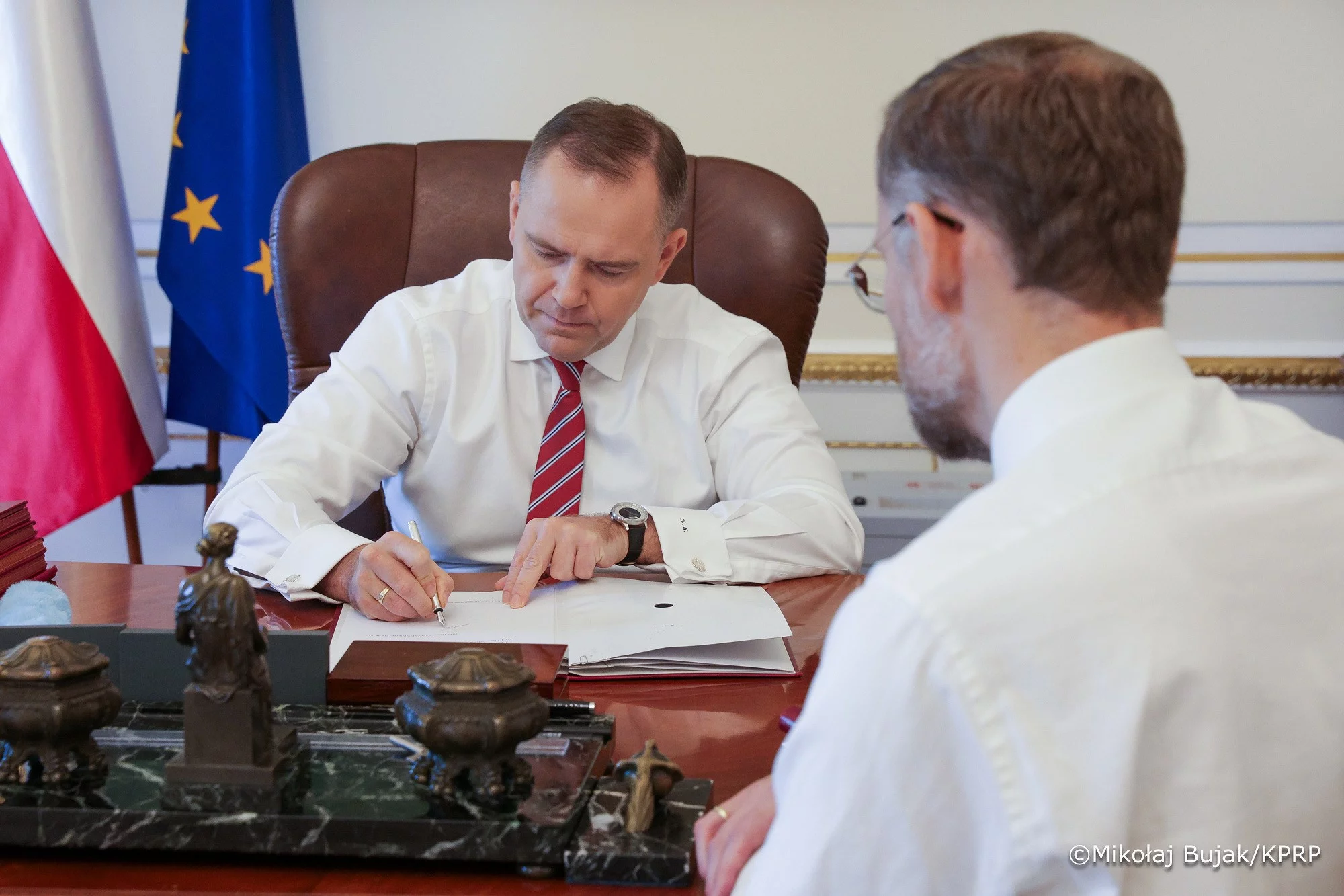 Prezydent Nawrocki podpisał 100. ustawę. Czego dotyczy?