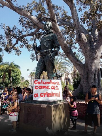 Lewicowi aktywiści nazywają pomniki Krzysztofa Kolumba "pomnikami nienawiści" i wzywają do ich usunięcia