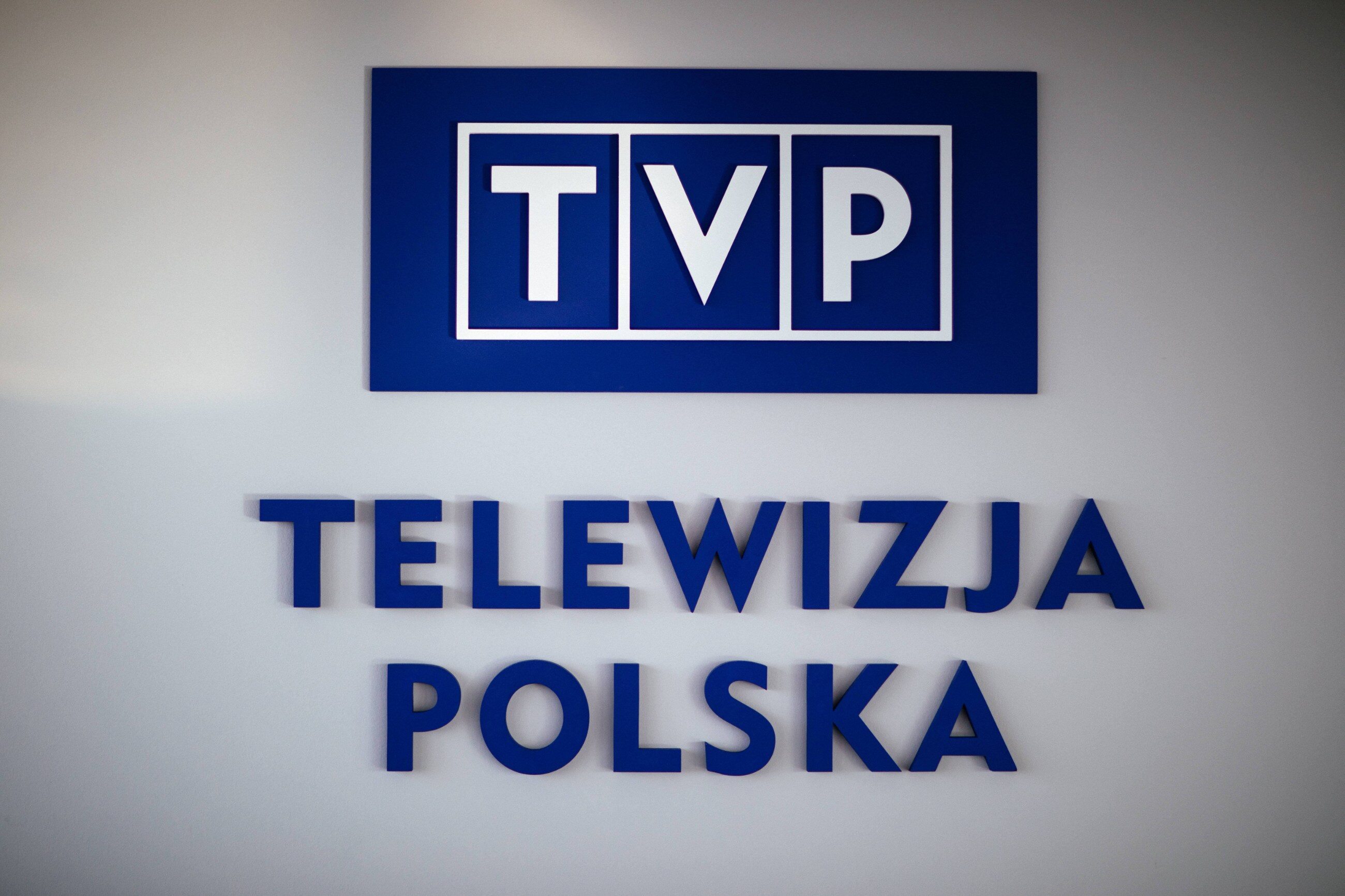TVP Lista Film w Zakazanych Chodzi O 17 Produkcji