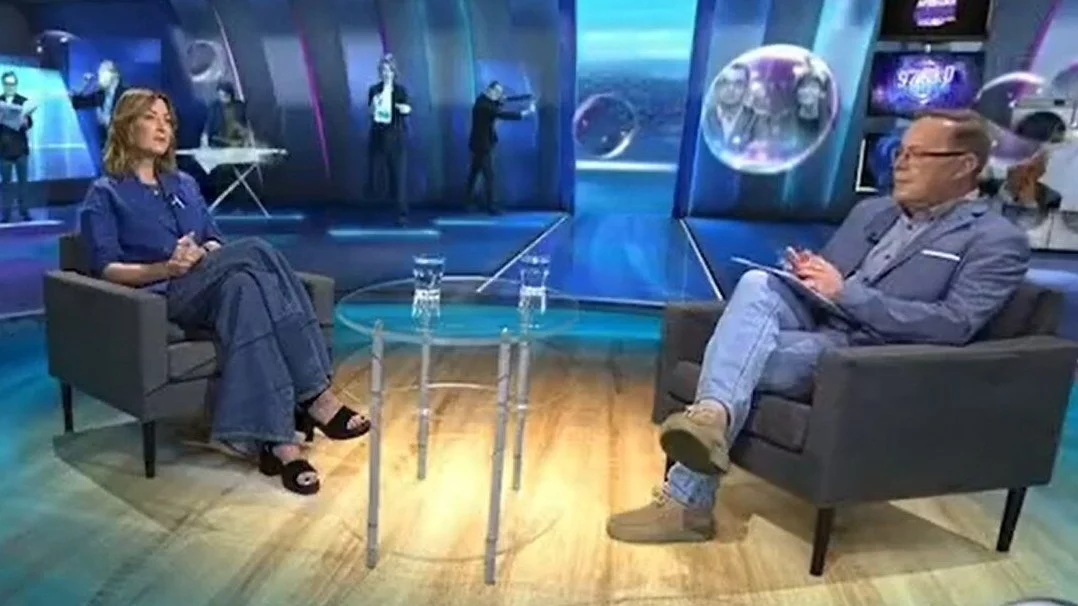 Zaskakujący telefon do "Szkła kontaktowego"