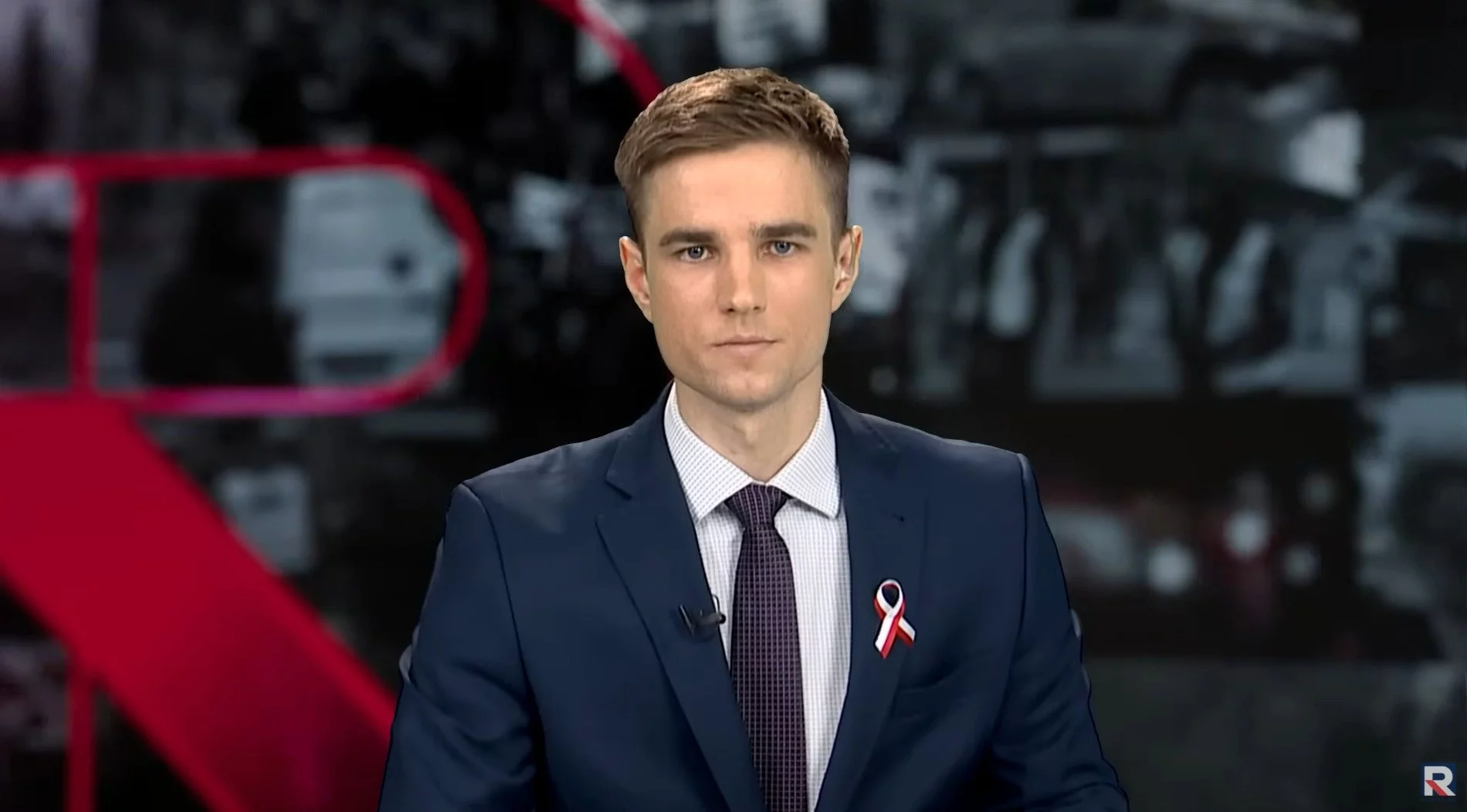 Dziennikarz Maciej Strug na antenie Telewizji Republika
