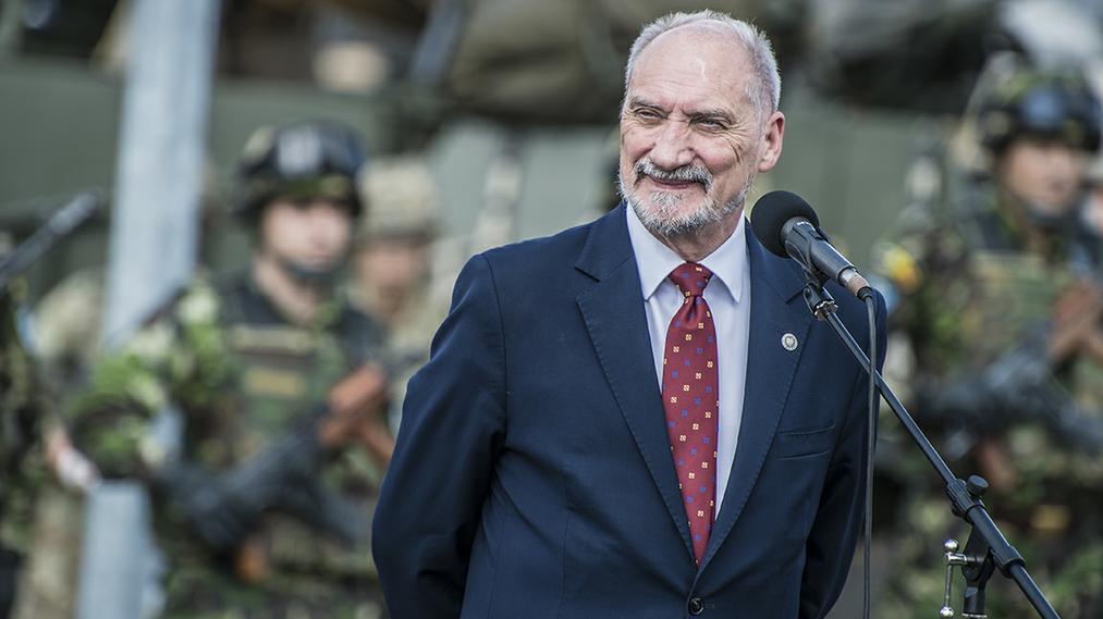 Antoni Macierewicz, szef MON