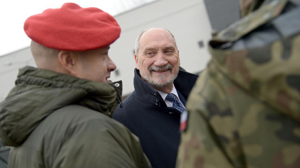 Antoni Macierewicz, szef MON