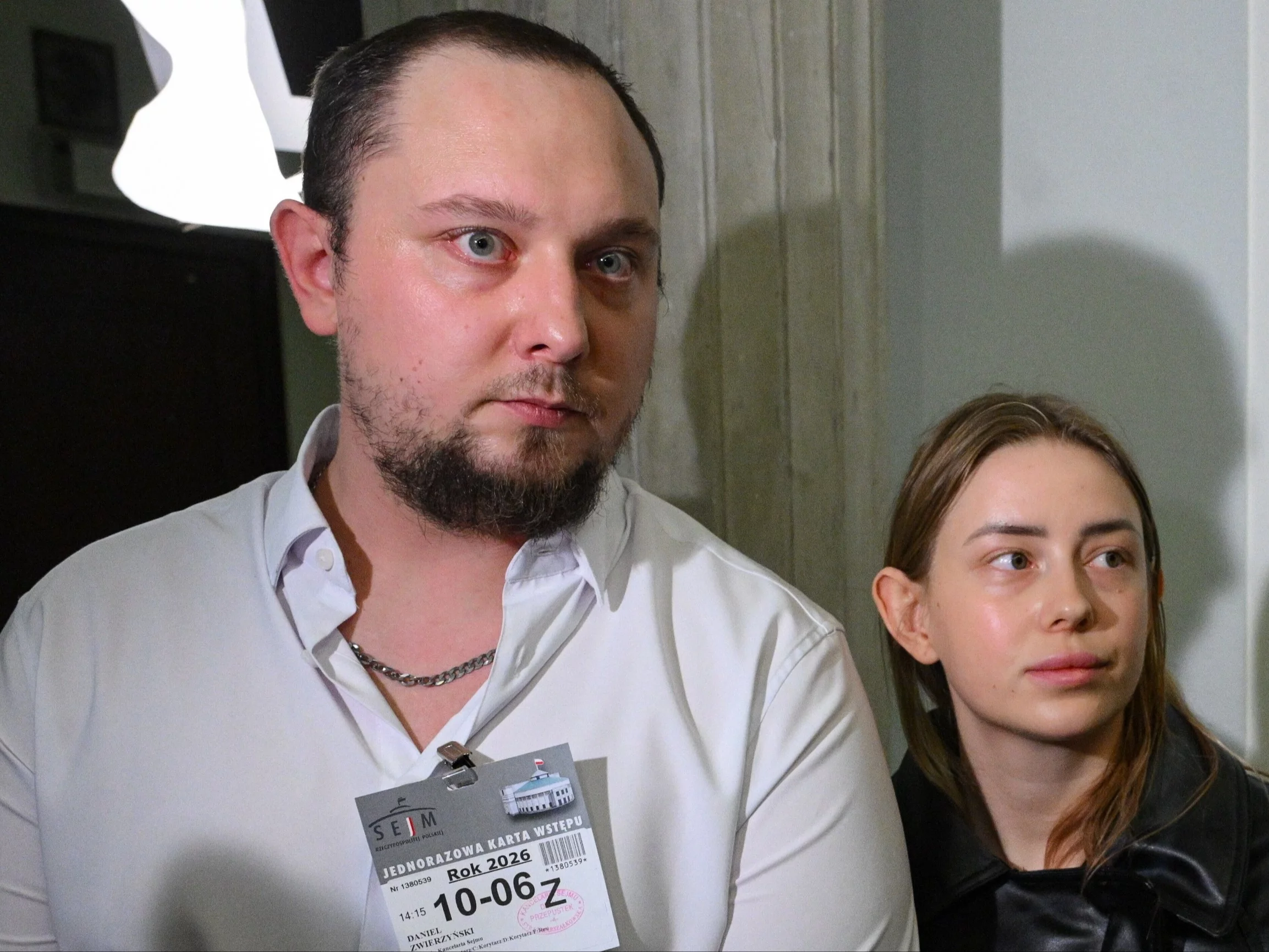 Twórcy treści internetowych Daniel Zwierzyński (L) i Natalia Kowalczyk (P)