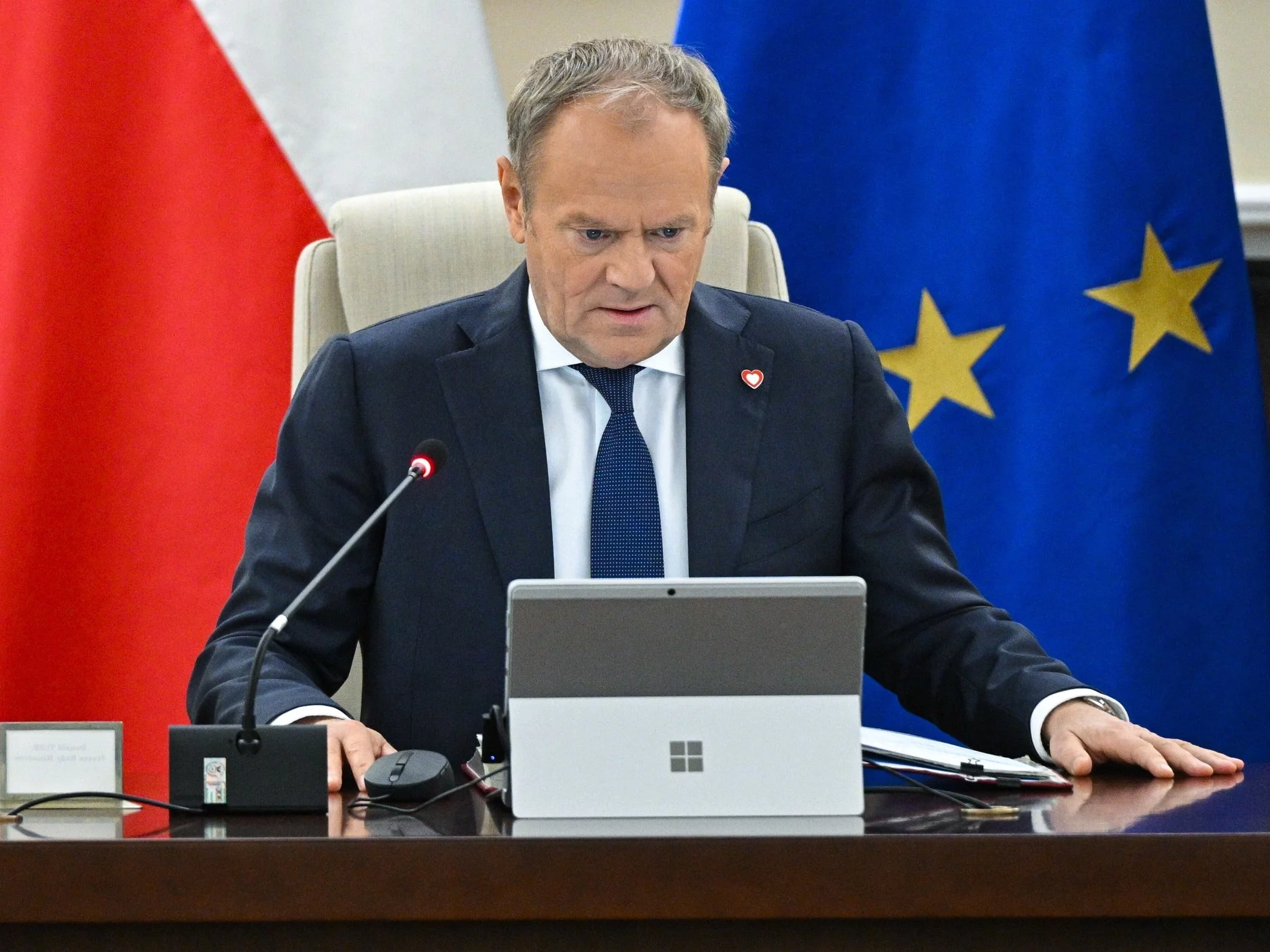 "Małżeństwa" jednopłciowe. Tusk: Będziemy respektować wyrok TSUE. Taka jest Europa