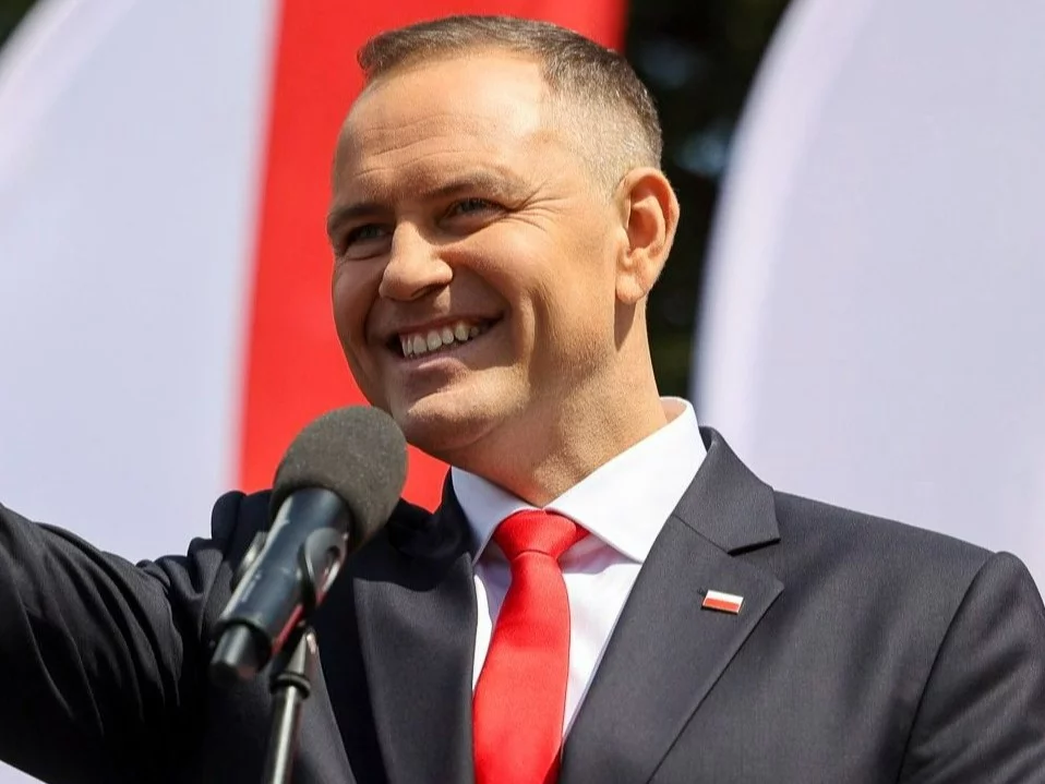 "Proszę was". Nawrocki przemówił do zgromadzonych przed Sejmem