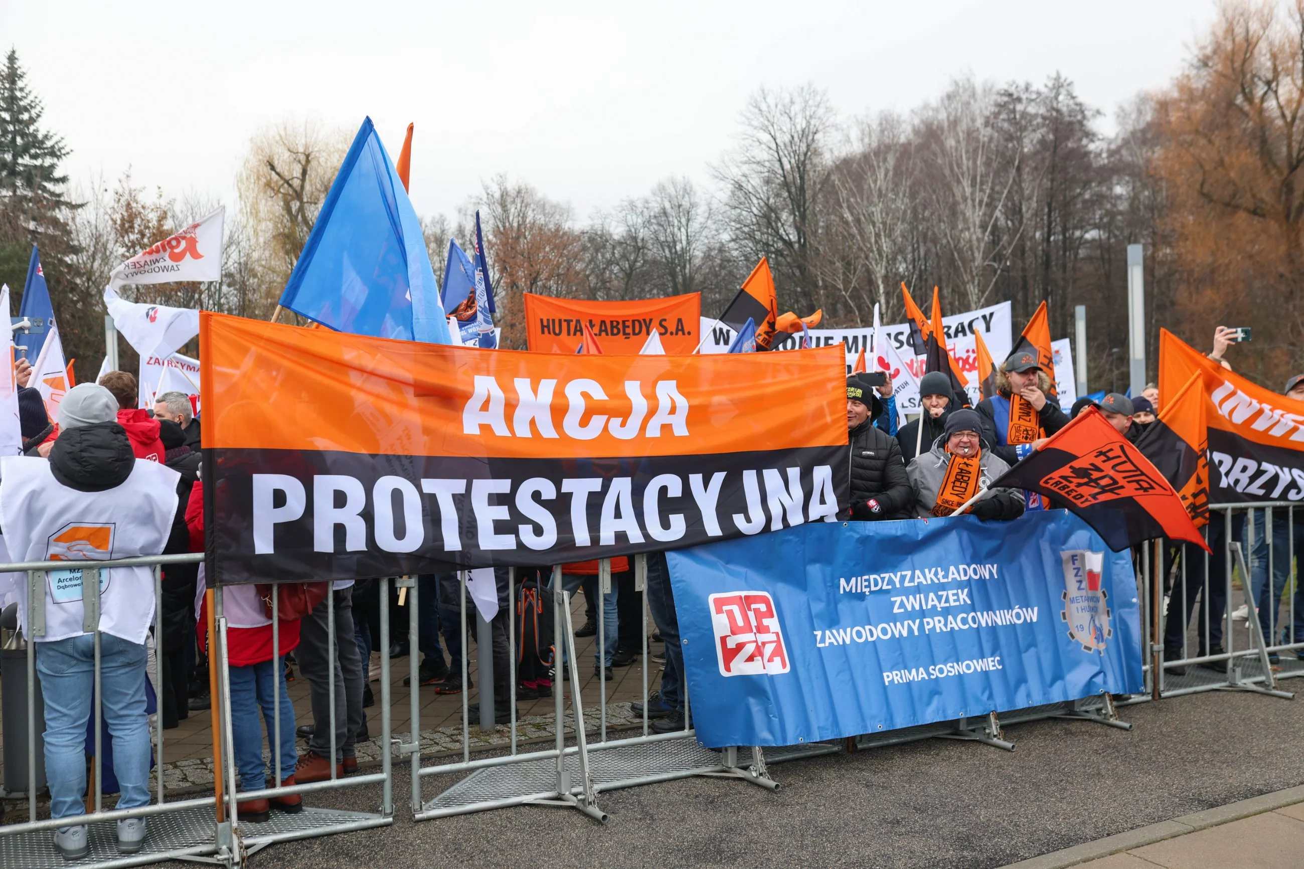 Protest przed konwencją Rafała Trzaskowskiego w Gliwicach