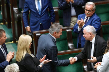 Marek Kuchciński ustąpił ze stanowiska marszałka Sejmu