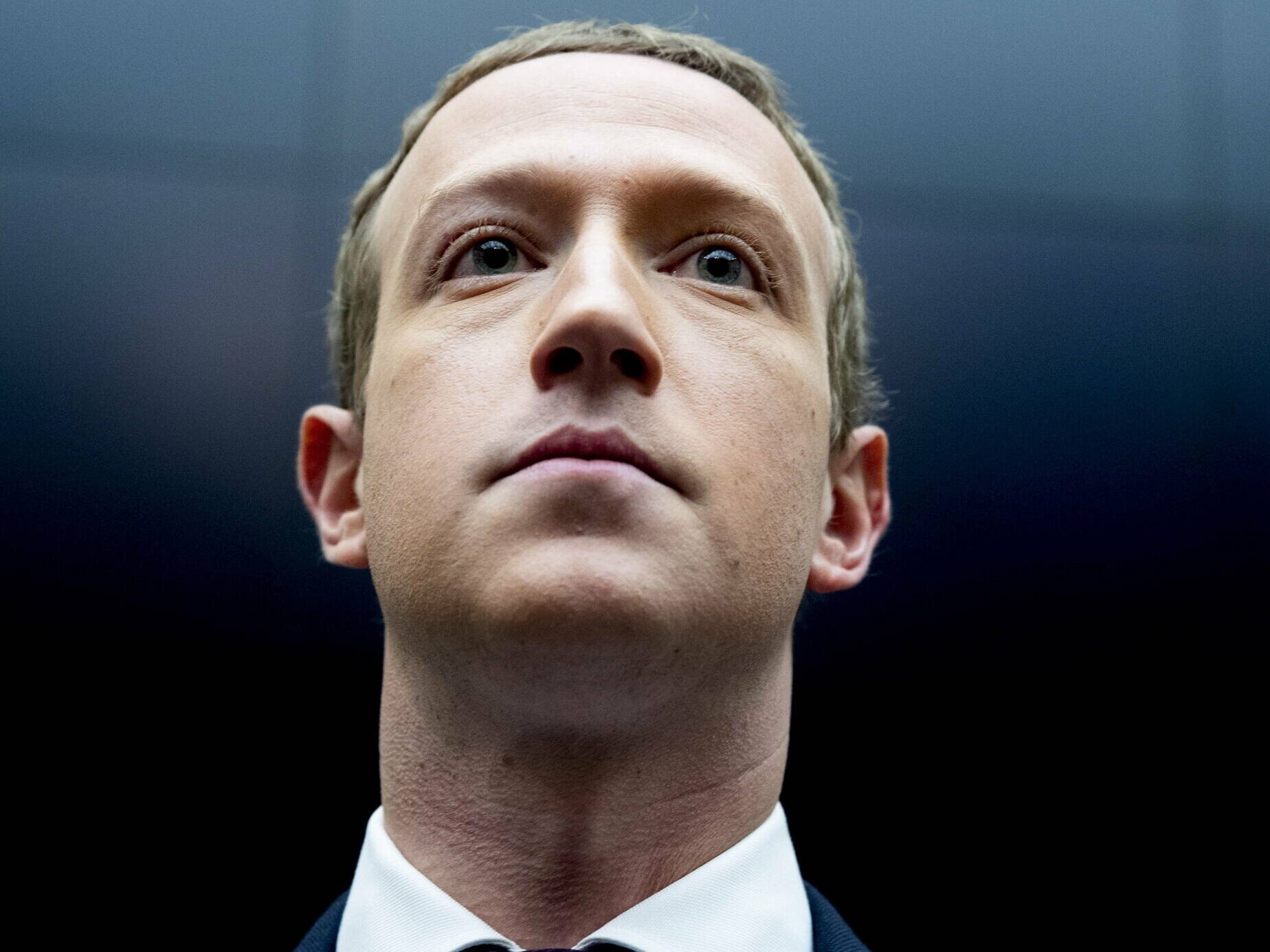 Zuckerberg o COVID-19: Cenzurowaliśmy treści, które z perspektywy czasu okazały się prawdą