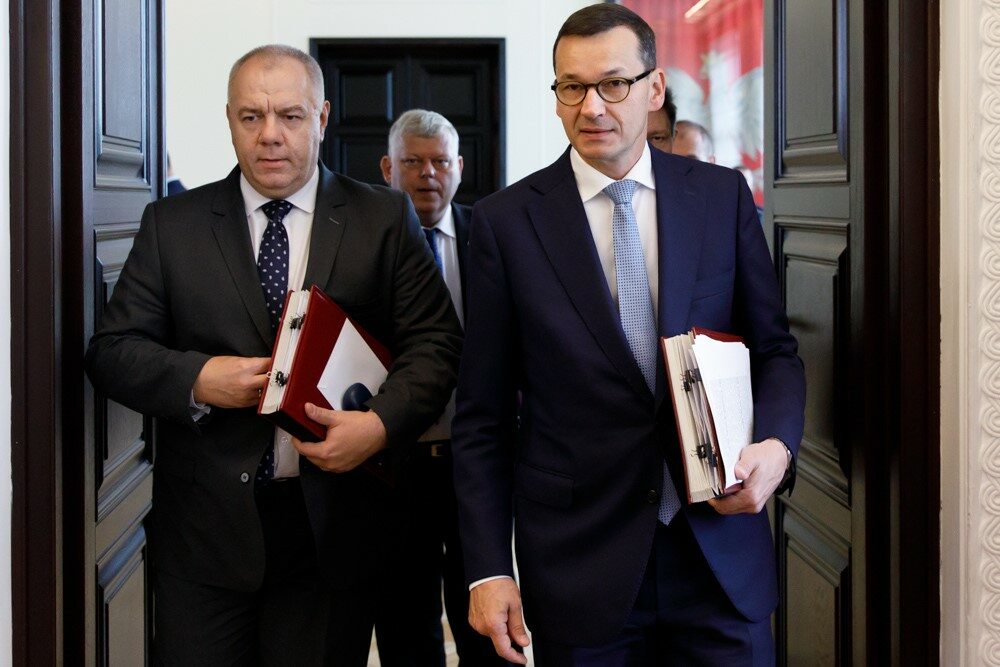 Sondaż: Polacy ocenili rząd Morawieckiego