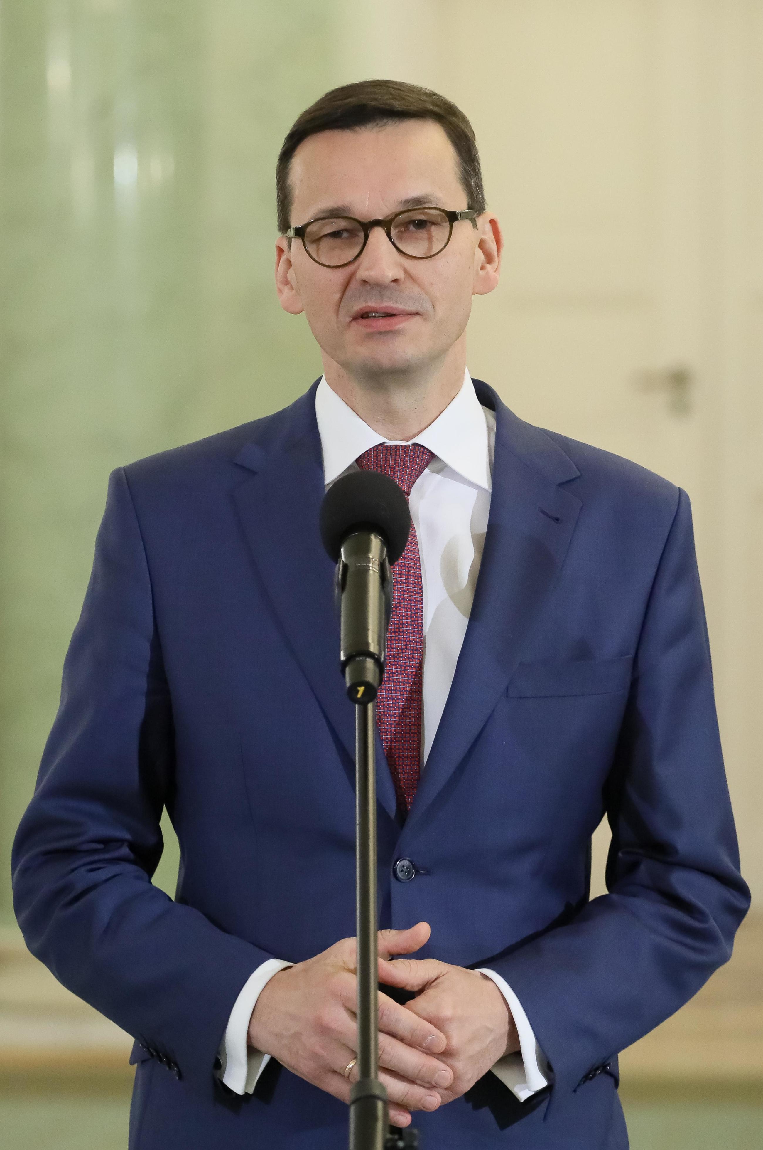 Mateusz Morawiecki podczas uroczystości, w Pałacu Prezydenckim w Warszawie