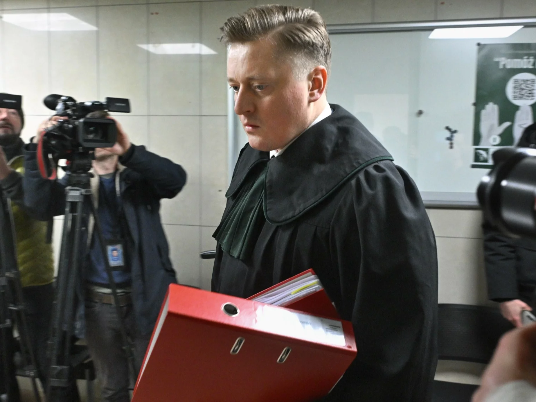 Obrońca Zbigniewa Ziobry mec. Bartosz Lewandowski